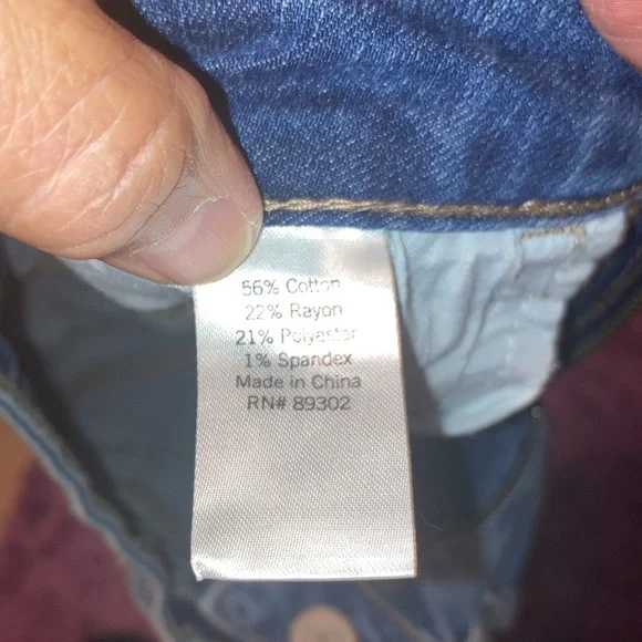 SO Favorite Shortie Denim Shorts - Picture 5 of 6